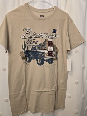 Womens Size Small Ford Bronco Graphic Tee - Beige